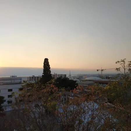 Panorama City Center Apartment *